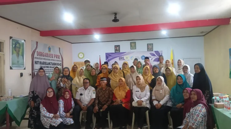 Luruskan Pandangan Sebelah Mata, PWRI Pasirian Resmikan Sekolah Lansia Tangguh