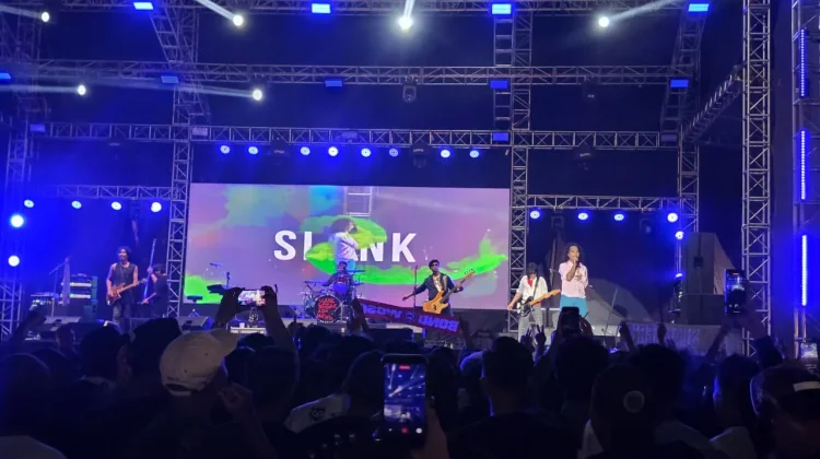 Konser Slank dan Denny Caknan di Situbondo Sukses