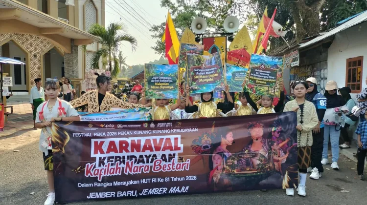 Semarak Pawai Festival Pekan Kunang-Kunang Kebudayaan, Seni yang Ramah Bumi
