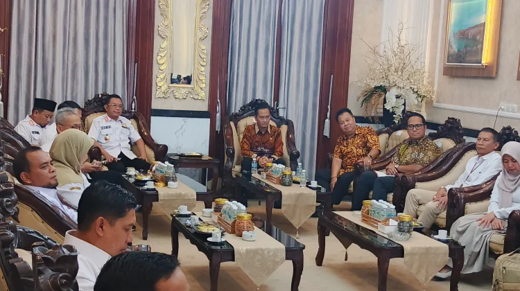 ILO dan OJK Dampingi Penguatan Ekosistem Kopi Bondowoso