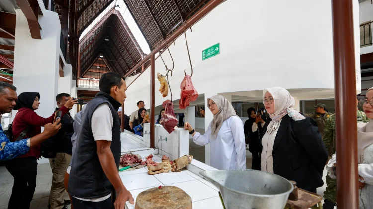 Pasar Banyuwangi Kembali Beroperasi, 560 Pedagang Mulai Berjualan