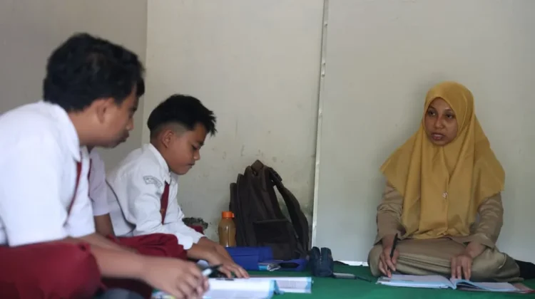 Siswa SDN 1 Sumberanget Tetap Belajar di tengah Renovasi Gedung