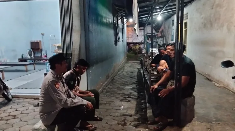 Polisi Sambangi Warga Jatiroto Cegah Peredaran Uang Palsu