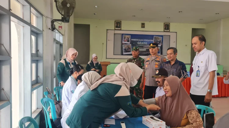 Pemeriksaan Kesehatan Gratis Bagi Warga Kawasan PG Assembagoes