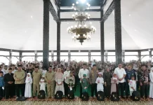 Seribu Anak Yatim di Lumajang Terima Santunan Ramadan