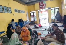KRIYA Jember: Dari Sampah Menjadi Rangkaian Indah