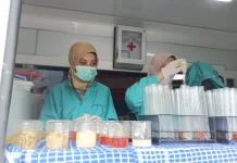 DinkesP2KB Lumajang Dengan BPOM Jember Uji Lab Takjil di Bulan Ramadhan