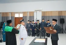 Pj. Kades Denok Dilantik, Pemkab Lumajang Dorong Kolaborasi Pembangunan Desa