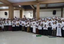 Santri Al-Anwari Lestarikan Tradisi Huduran