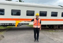 KAI Siagakan Petugas Tambahan Jaga Perlintasan Sebidang