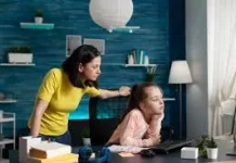 Tanda Seseorang Dibesarkan Orang Tua yang Egois dan Dampaknya