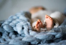 Rahasia di Balik Tawa Ceria Sang Bayi