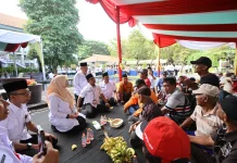 Hari Pertama Kerja, Bupati Ipuk Halal Bihalal Bareng Sopir