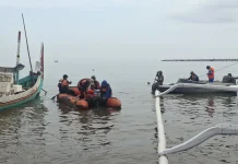 Korban Jatuh ke Laut Sirubondo Belum Ditemukan