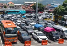 Antrean Truk Mengular, ASDP Ketapang Terapkan Sistem TBB