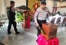 Pengamanan GKJW Bondowoso, Ibadah Berjalan Aman