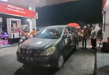 Polisi Patroli SPBU Tempeh, Pastikan BBM Aman