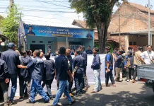 Puluhan Kader NasDem Bondowoso Turun Jalan, Protes Pemberitaan Tempo