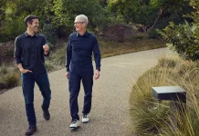 Pemimpin Apple Resmi Berganti, Tim Cook Jadi Chairman