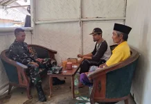 TNI Perkuat Kedekatan Warga Lewat Komsos Door to Door