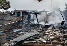 Tiga Rumah Terbakar, Kondisinya Rusak Total