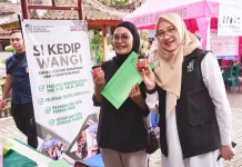 Cukup KTP, Nining Kantongi 3 Sertifikat Usaha Sambal dalam Sehari
