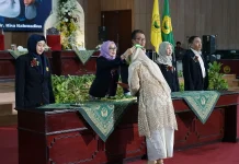 Dokter Baru UNEJ Siap Mengabdi di Wilayah Agraris