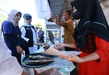Ikan Asap Blimbingsari Jadi Kuliner Favorit Wisatawan
