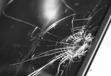 Polisi Selidiki Teror Pelemparan Batu ke Mobil di Lumajang