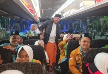 Bupati Situbondo Berangkatkan CJH Tahap Pertama