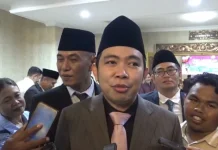 Video DPRD Viral, Bupati Jember Singgung Kebiasaan Merokok di Forum Resmi
