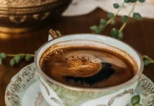 Minum Kopi Tiap Hari, Ini Manfaat dan Risikonya