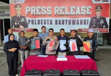 Polresta Banyuwangi Bongkar Travel Umrah Bodong, Kerugian Capai Rp500 Juta