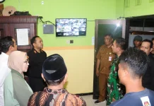 Bupati Lumajang Pantau Pemasangan CCTV dan PJU