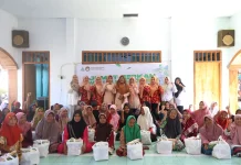 DWP UINKHAS Jember Berbagi Menjelang Idul Adha