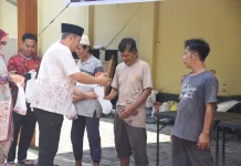 Polres Bondowoso Salurkan Daging Hewan Kurban
