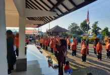 Lansia Senduro Ramaikan Peringatan HLUN ke-30
