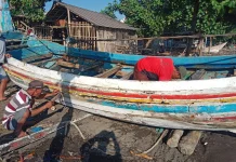 Sembilan Perahu Nelayan Rusak Dihantam Gelombang