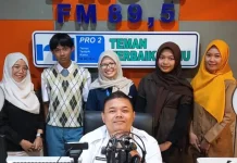 Nadhim Raih Top Model Casual Jawa Timur lewat Karya DIY Busana Denim