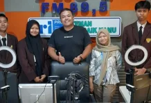 Kepemimpinan Aditya Antarkan Paskibra SMAN Jenggawah untuk Torehkan Prestasi