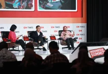 Bupati Ipuk Paparkan Sukses Perlinsos Digital di Indonesia Summit