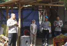 Hari Bhayangkara ke-80, Polres Bondowoso Bedah Rumah Warga Tegaljati