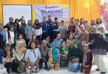 Rumah Edukasi Creative Dampingi Lansia Tetap Produktif