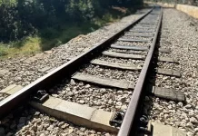 Peran Penting Batu-batu Kecil di Rel dalam Perjalanan Kereta