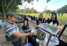 Latihan BEC 2026 Dongkrak Penjualan Pedagang Camilan Srono