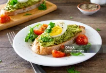 Mitos atau Fakta: Sarapan Pertama Jam Sepuluh Pagi