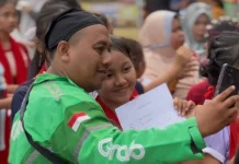 Ayah Ojol Rela Libur Demi Dampingi Anak Seleksi Gandrung Sewu