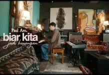 Lirik Lagu "Biar Kita Jadi Kenangan" - Paul Aro