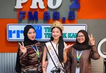 Miss Youth Indonesia Tampil di JFC, Kenalkan Karya Desainer Lokal Jember