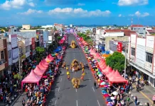 JFC  Bukan Hanya Runway Terpanjang, tetapi juga  Street Food Terpanjang